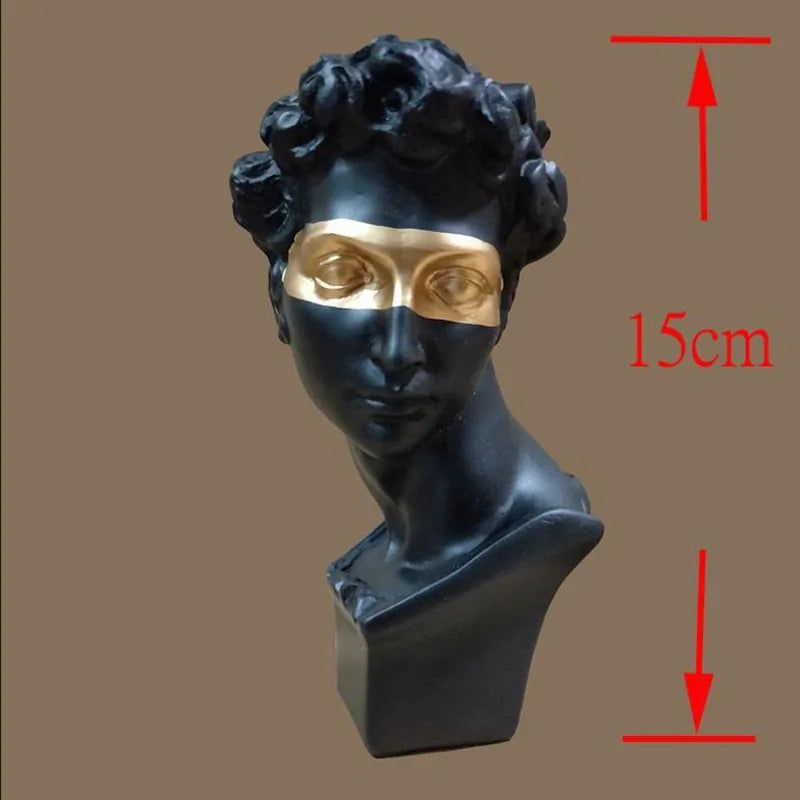 European Resin Mini Bust Sculpture: Abstract Art for Home Decoration